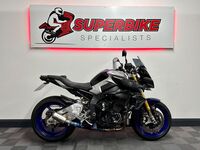 YAMAHA MT-10