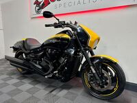 SUZUKI Intruder 1800