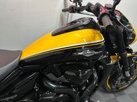 SUZUKI Intruder 1800