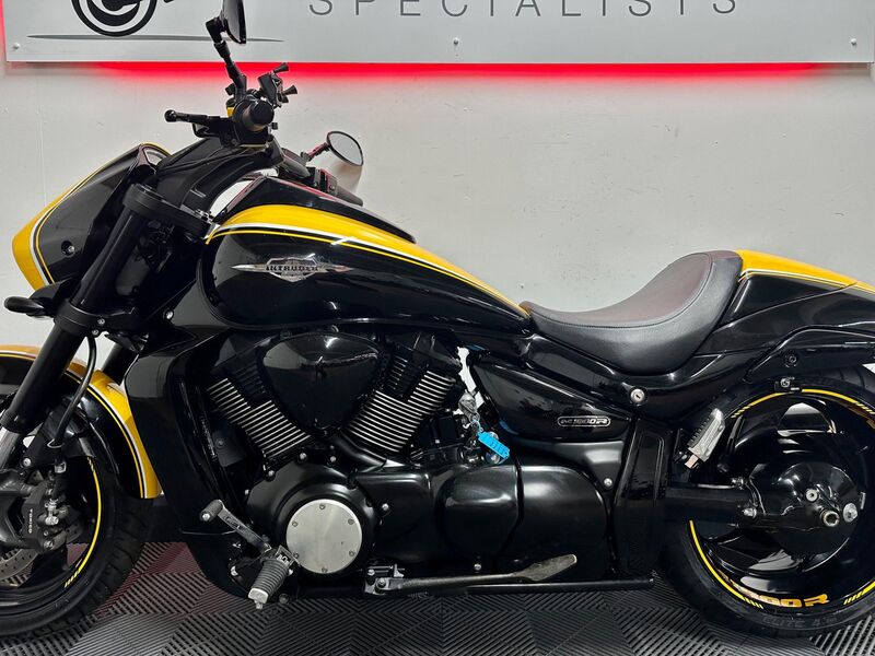 SUZUKI Intruder 1800