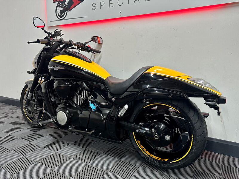 SUZUKI Intruder 1800