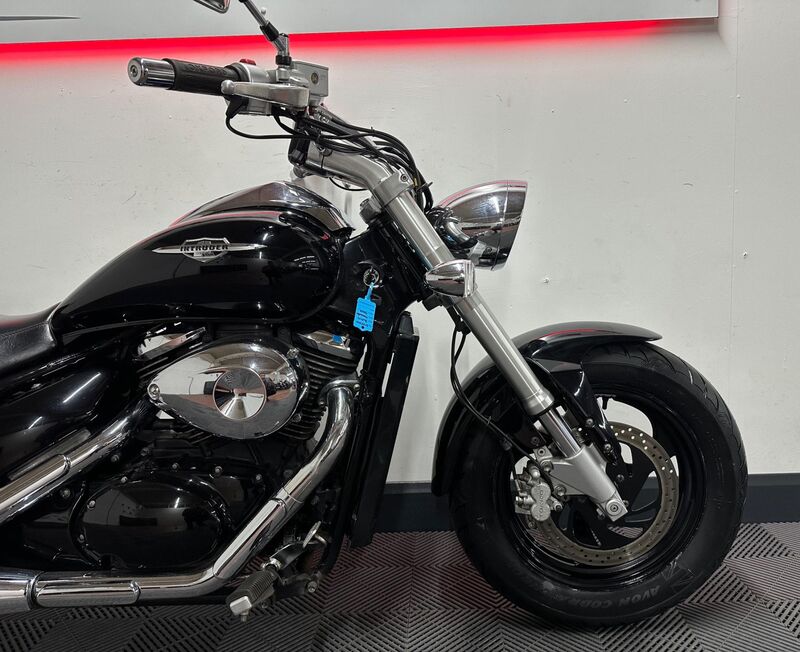 SUZUKI MARAUDER 800