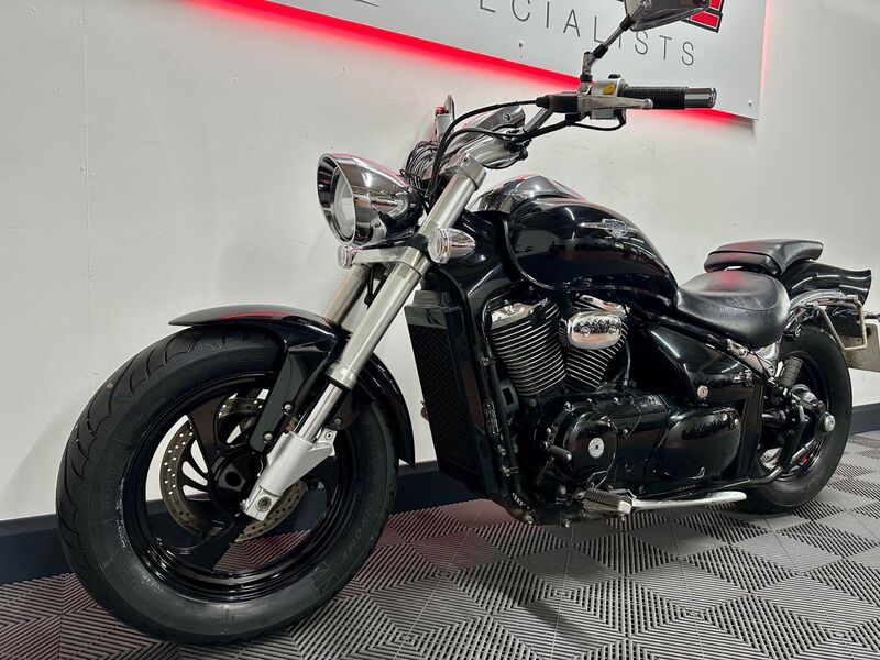 SUZUKI MARAUDER 800