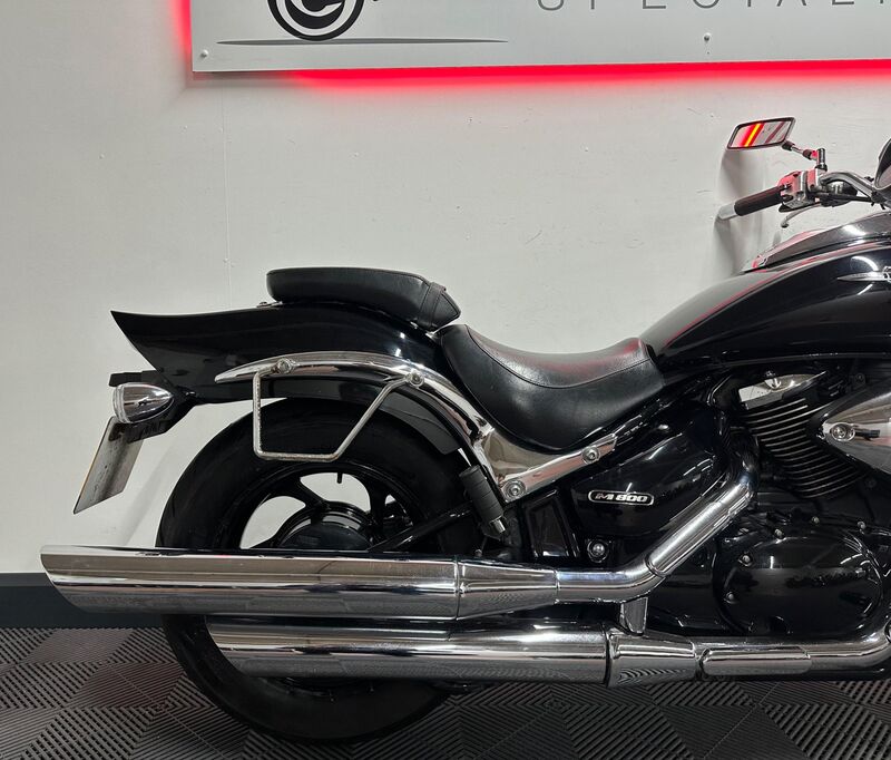 SUZUKI MARAUDER 800
