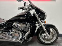 SUZUKI Intruder 1800