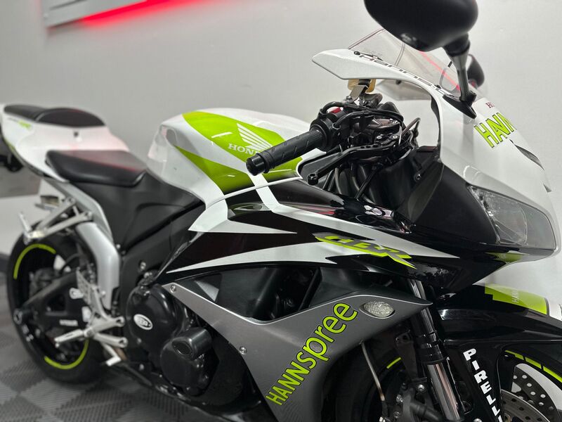 HONDA CBR600RR