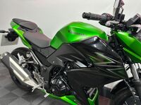 KAWASAKI Z300