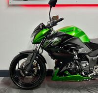 KAWASAKI Z300