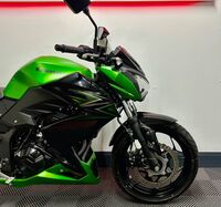 KAWASAKI Z300