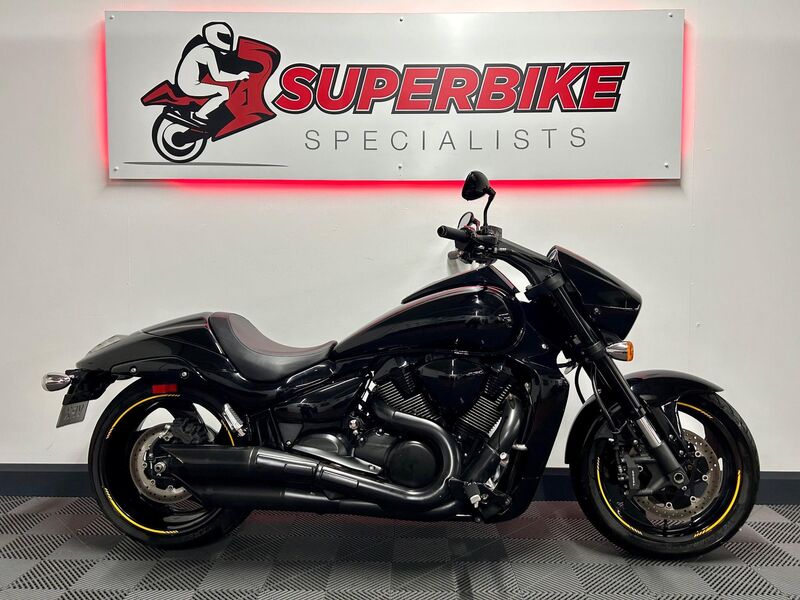 SUZUKI Intruder 1800