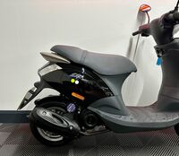 PIAGGIO Zip