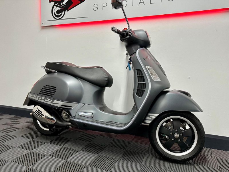 PIAGGIO Vespa