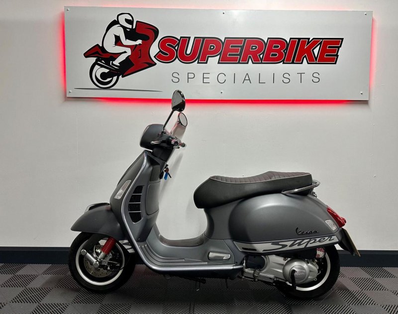 PIAGGIO Vespa