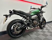 YAMAHA XSR700