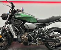 YAMAHA XSR700