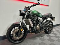 YAMAHA XSR700
