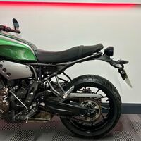 YAMAHA XSR700