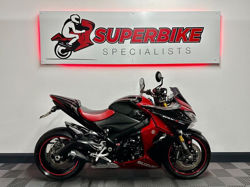 SUZUKI GSX-S1000F