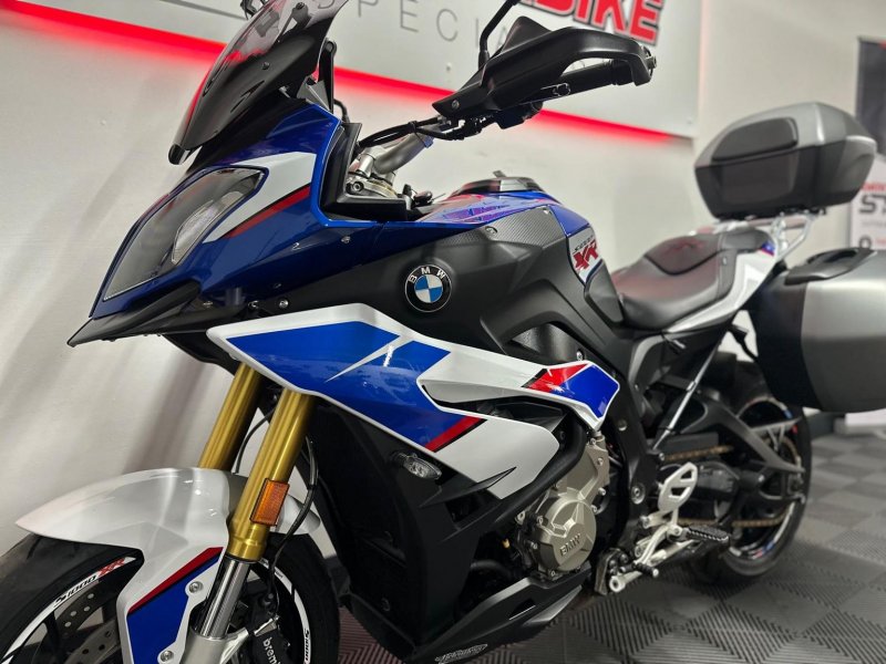BMW S1000XR