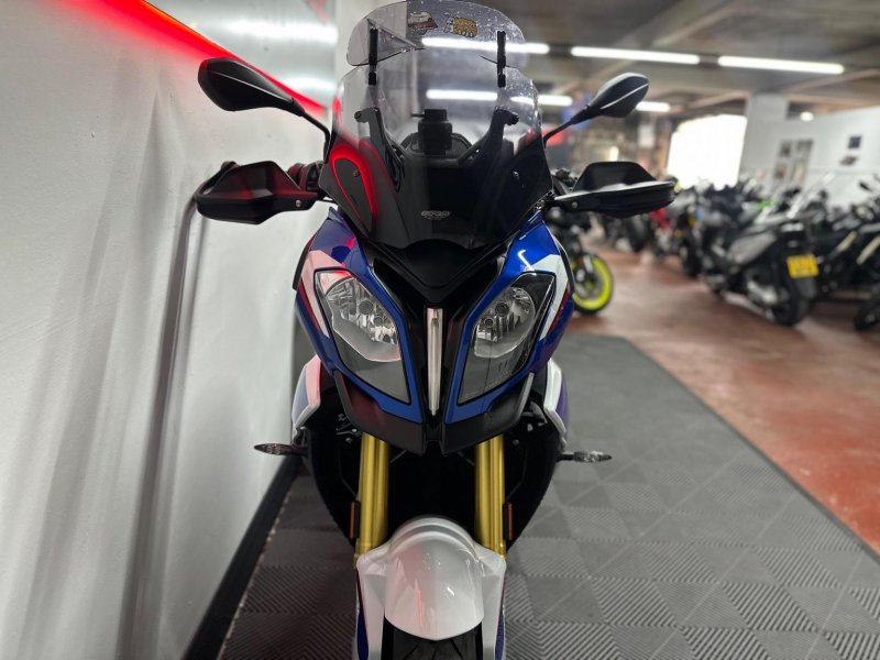 BMW S1000XR