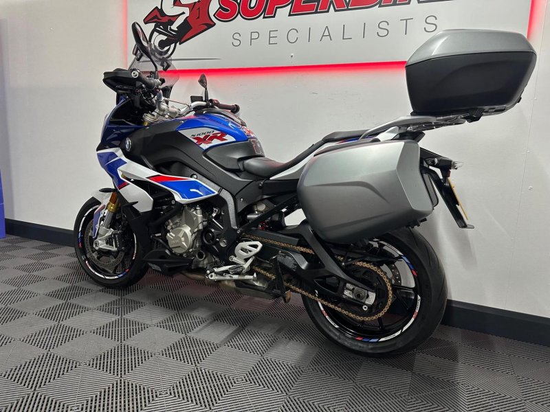 BMW S1000XR