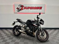 TRIUMPH STREET TRIPLE 765