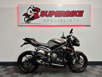 TRIUMPH STREET TRIPLE 765