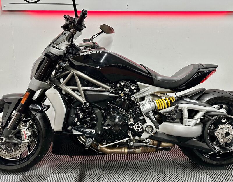 DUCATI Xdiavel