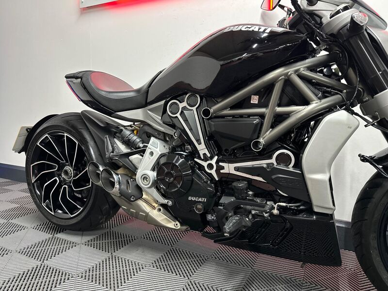 DUCATI Xdiavel