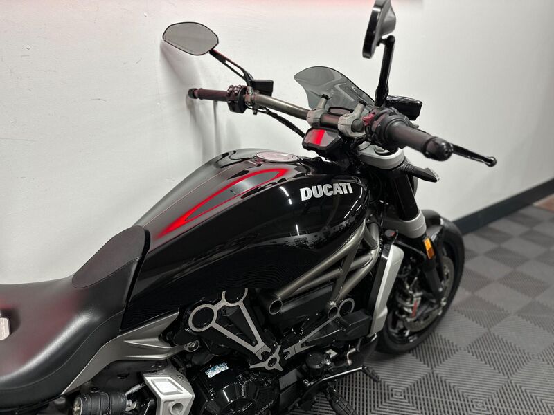 DUCATI Xdiavel