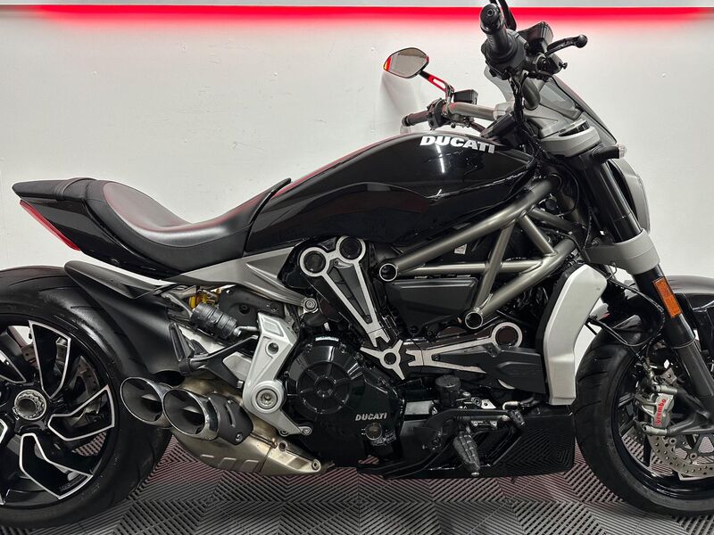 DUCATI Xdiavel