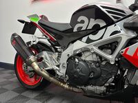 APRILIA Tuono 1100 V4