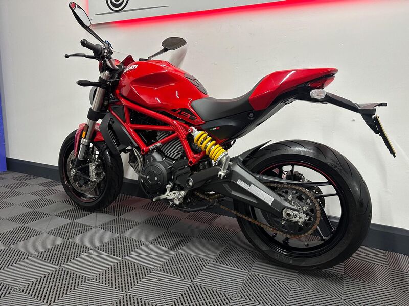 DUCATI MONSTER 797