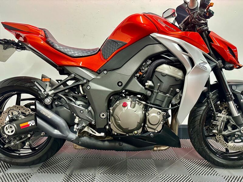 KAWASAKI Z1000