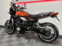 KAWASAKI Z900RS