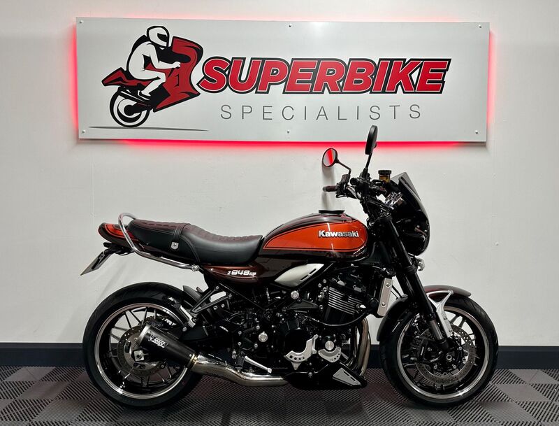 KAWASAKI Z900RS