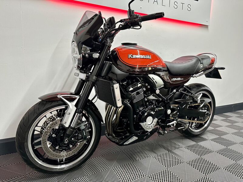 KAWASAKI Z900RS