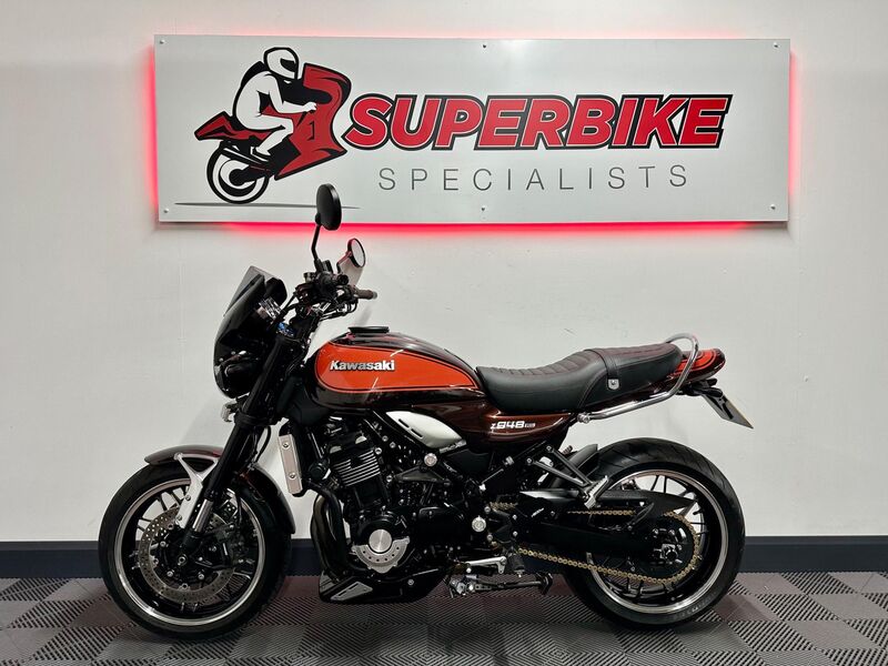 KAWASAKI Z900RS