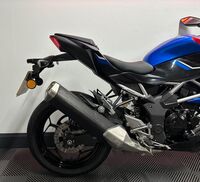 KAWASAKI Z125