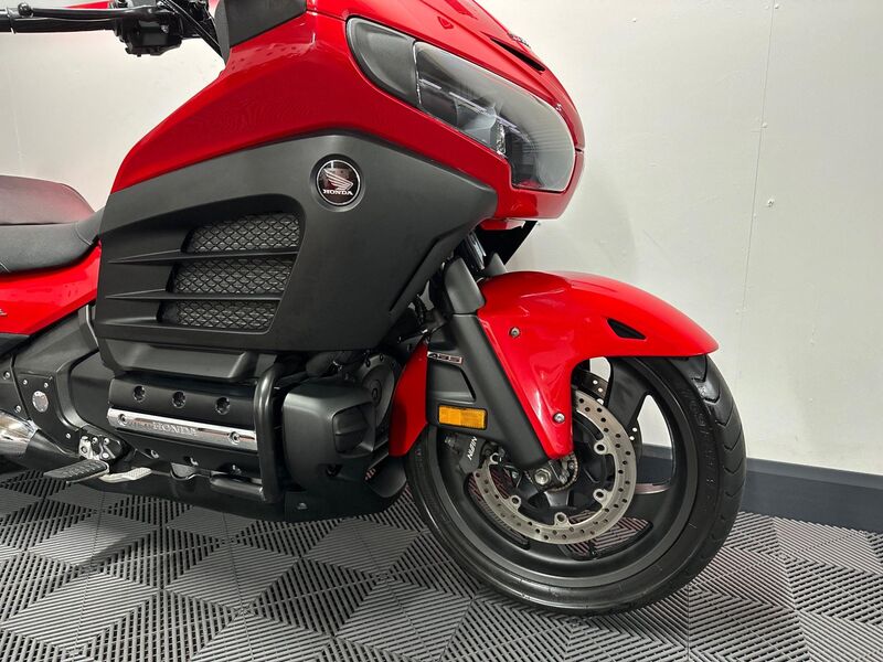 HONDA GL1800 Goldwing
