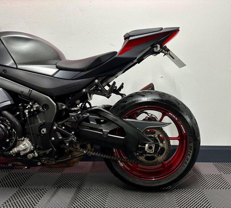 SUZUKI GSXR1000