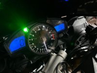 YAMAHA R1