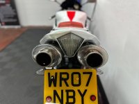 YAMAHA R1
