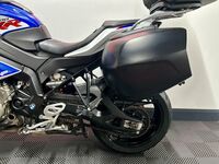 BMW S1000XR