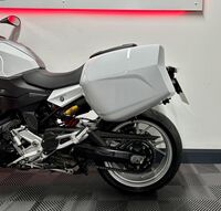 BMW F900XR