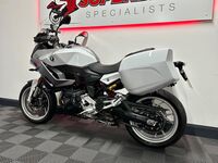 BMW F900XR