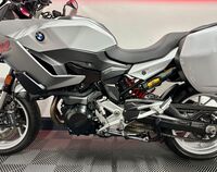 BMW F900XR