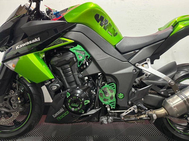 KAWASAKI Z1000