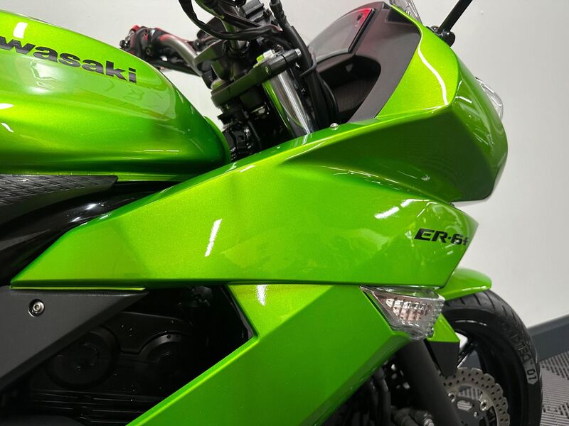 KAWASAKI ER-6F