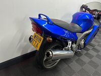 HONDA CBR1100XX Super Blackbird